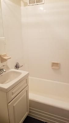 4th image of 208 E 88th St APT 1D