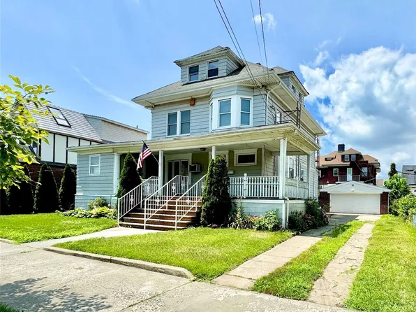 215 Beach 126th Street, Rockaway Park, NY 11694