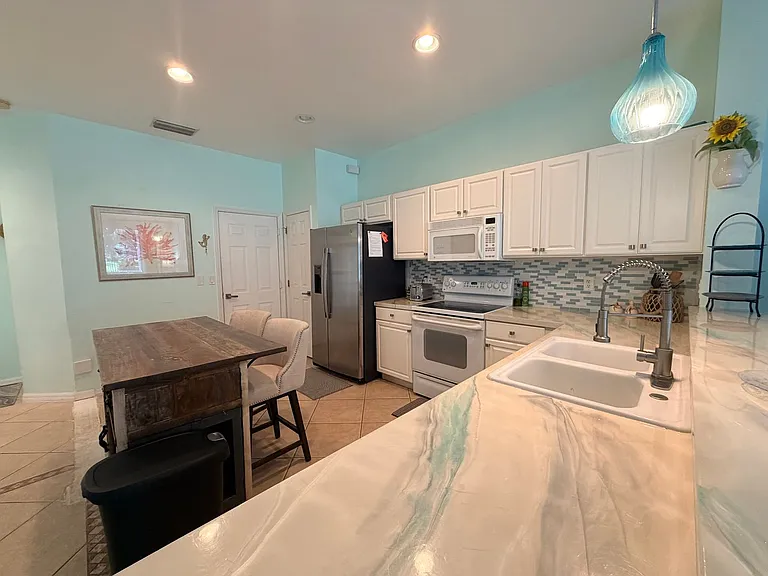 8311 Village Edge Cir #3 — Photo 8