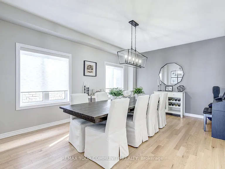 953 Barton Way — Photo 4