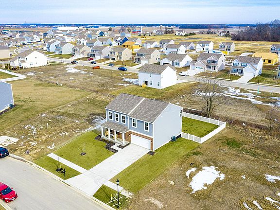 5th image of 1635 Dickson Dr