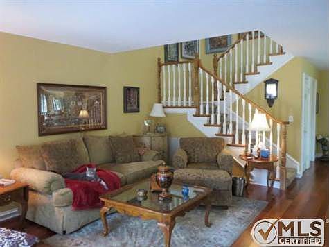 3rd image of 10066 Melinda Way Unit 1