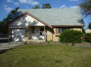 809 Evanston St, Aurora, CO 80011