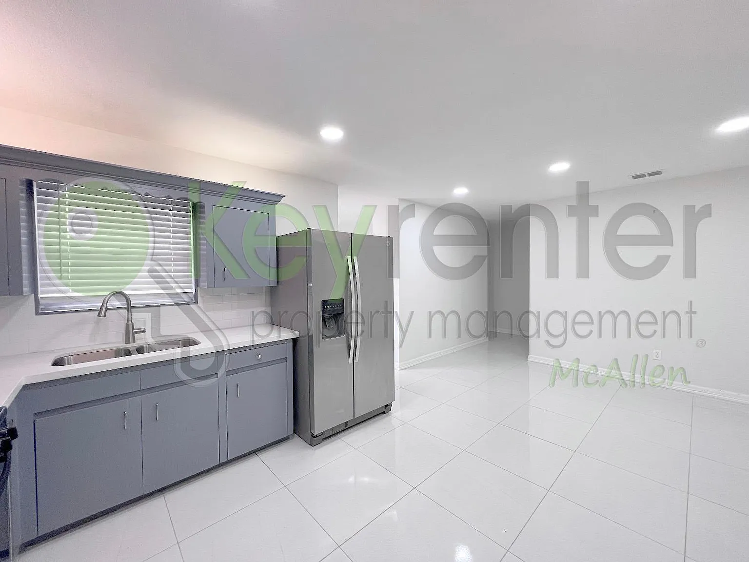 4 bed, 2092 sqft, $1,900 — Photo 4