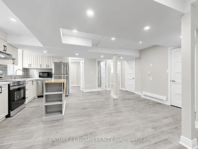 270 Forestwalk St #LOWER — Photo 5