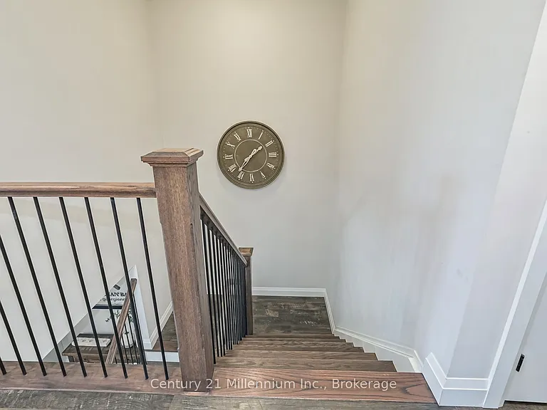 168 Yellow Birch Cres — Photo 18