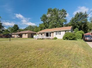 2915 Gerald Ave NE, Grand Rapids, MI 49505