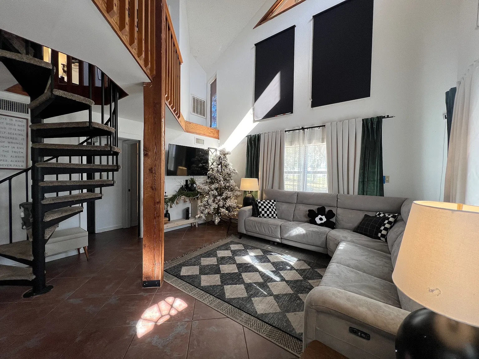 2 bed, 1568 sqft, $1,800 — Photo 3
