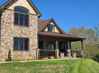 67 Ashe Point Dr, Hayesville, NC 28904