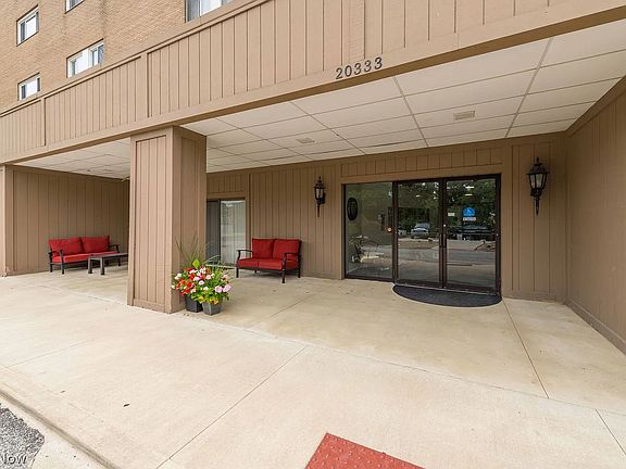 5th image of 20333 Detroit Rd APT 514B