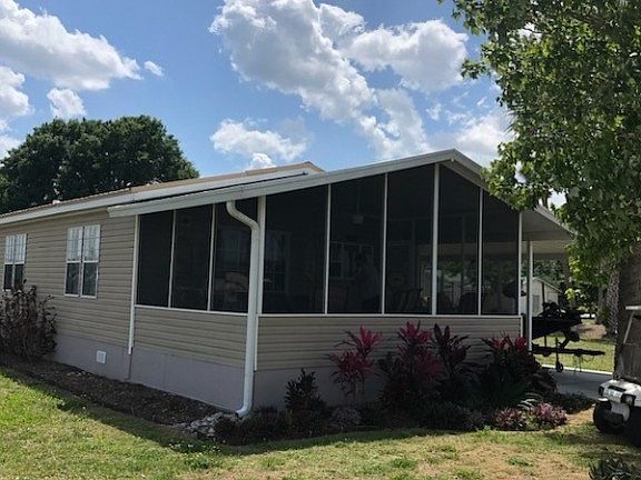 3rd image of 814 Yacht Club Way NW