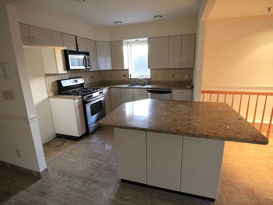 1st image of 7423 10th Ave #1
