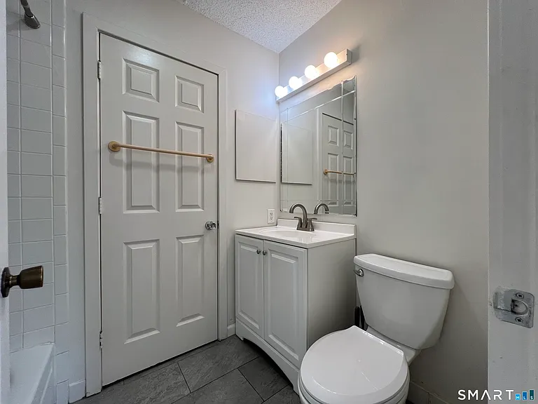95 Farmington Chase Cres #95 — Photo 12