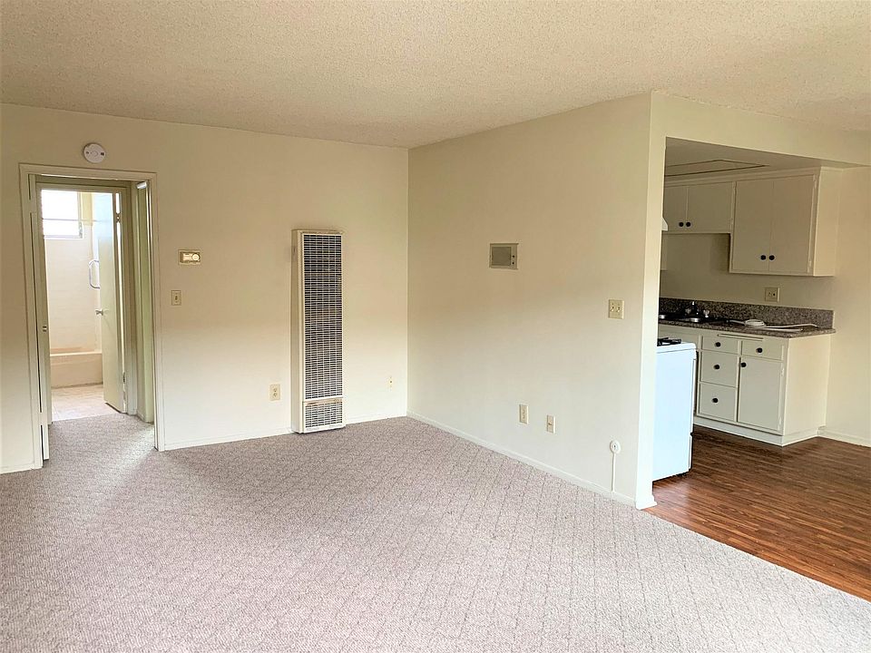 1st image of 1377 E Orange Grove Blvd APT 16