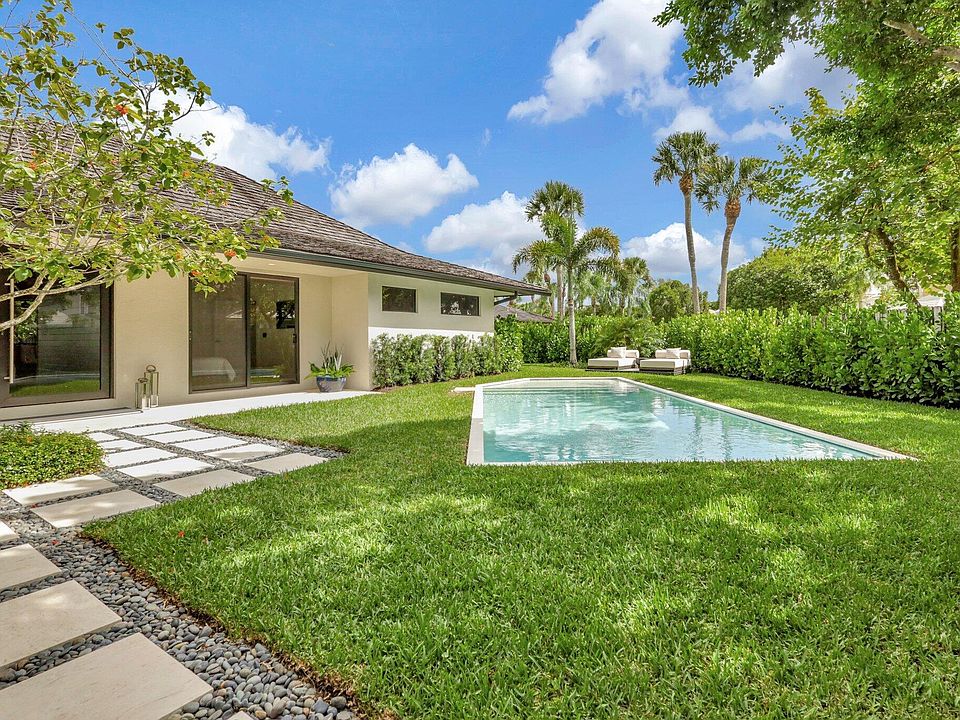 1st image of 11880 Pebblewood Drive