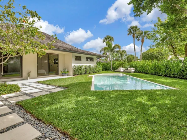 11880 Pebblewood Drive, Wellington, FL 33414