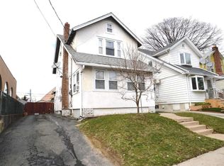14913 Hawthorne Ave, Flushing, NY 11355