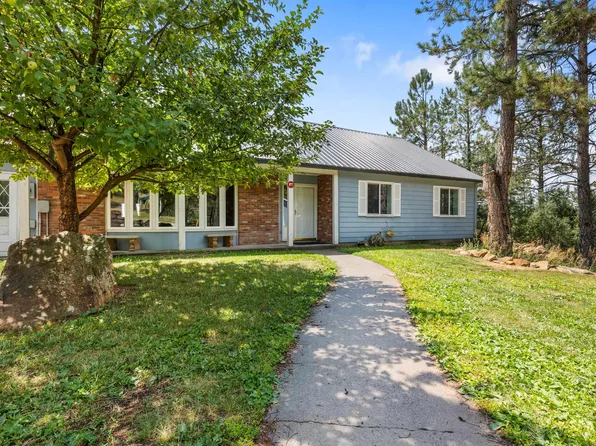 27429 Valley View Dr, Hot Springs, SD 57747