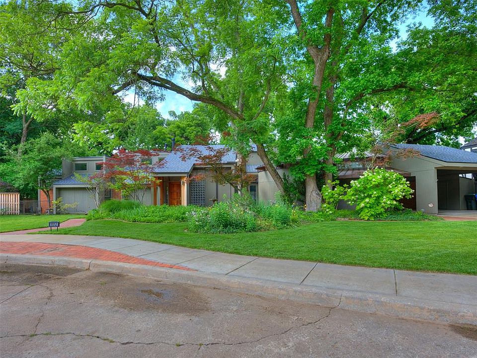1st image of 1012 Nottingham Cir