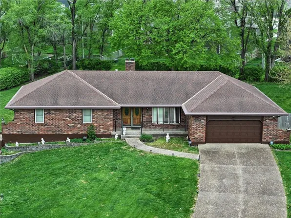 1109 Brookside Pl, Raymore, MO 64083