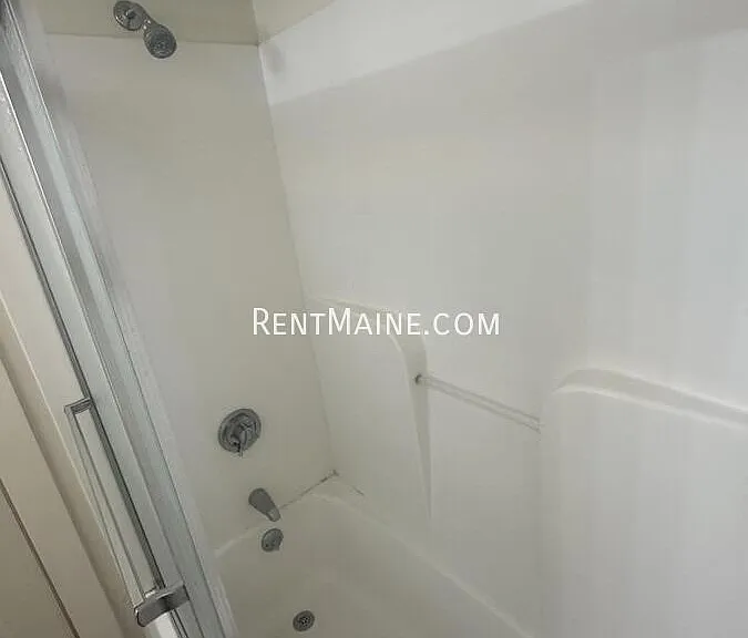 557 Riverside Dr #2 — Photo 7