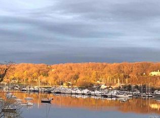 50 E Shore Rd, Halesite, NY 11743