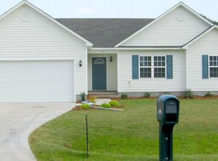 103 Bluebird, Newport, NC 28570