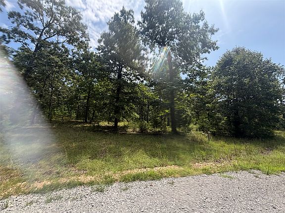 4th image of 20004 E Dixie Pkwy
