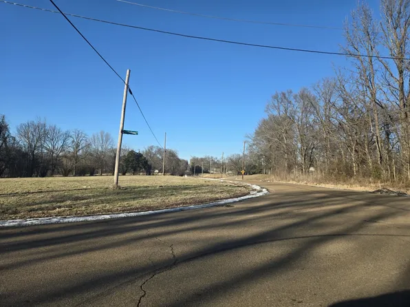 0 N Circle Rd, Memphis, TN 38127