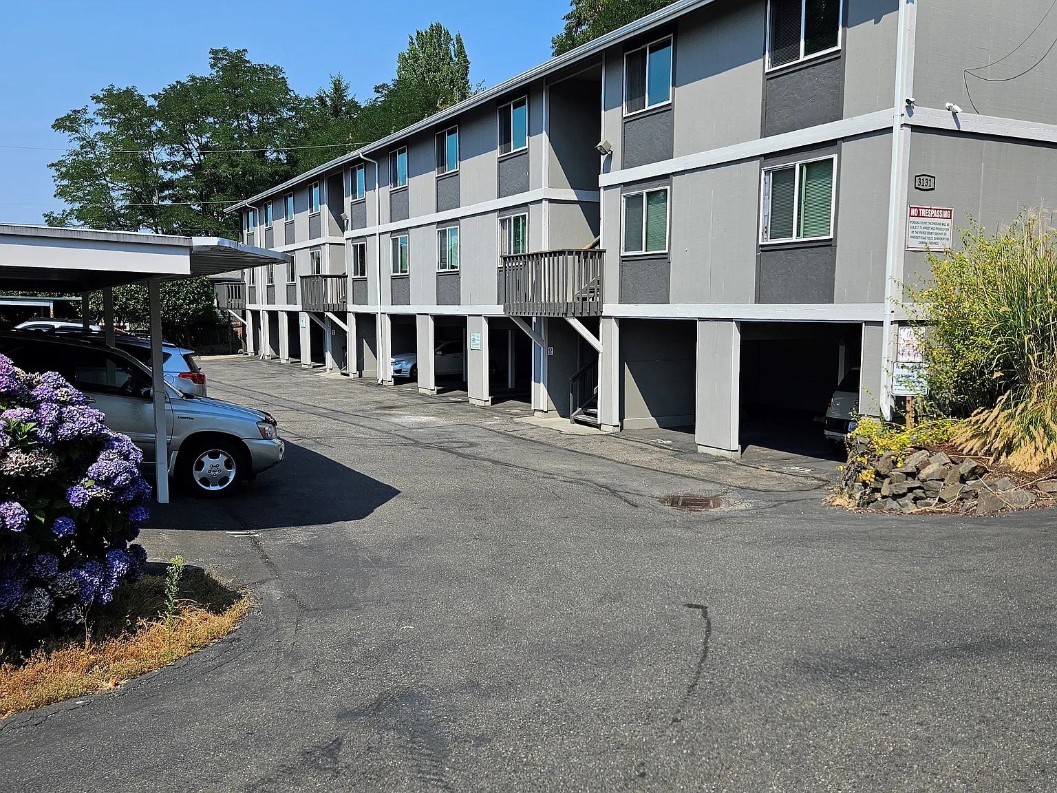 Allegra Terrace Apartments — Photo 4