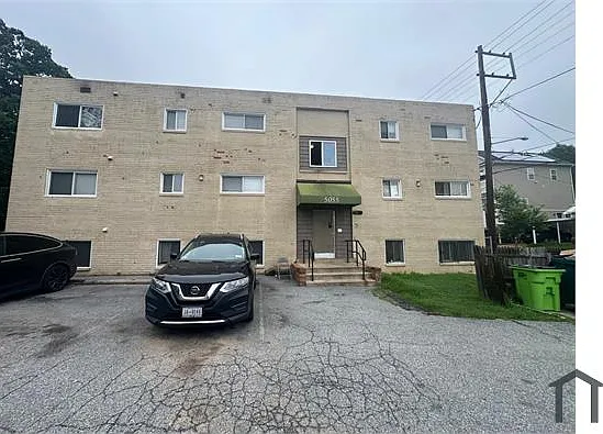 5055 B St SE #301 — Photo 2