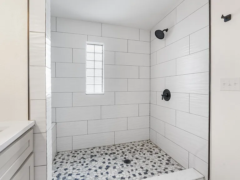 14261 Montclair Dr — Photo 18