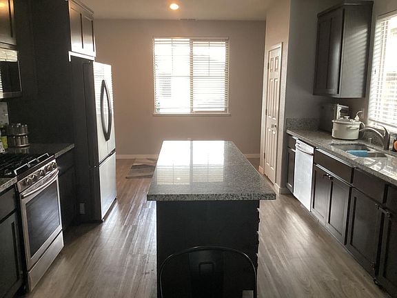 5th image of 5676 Freestone Dr