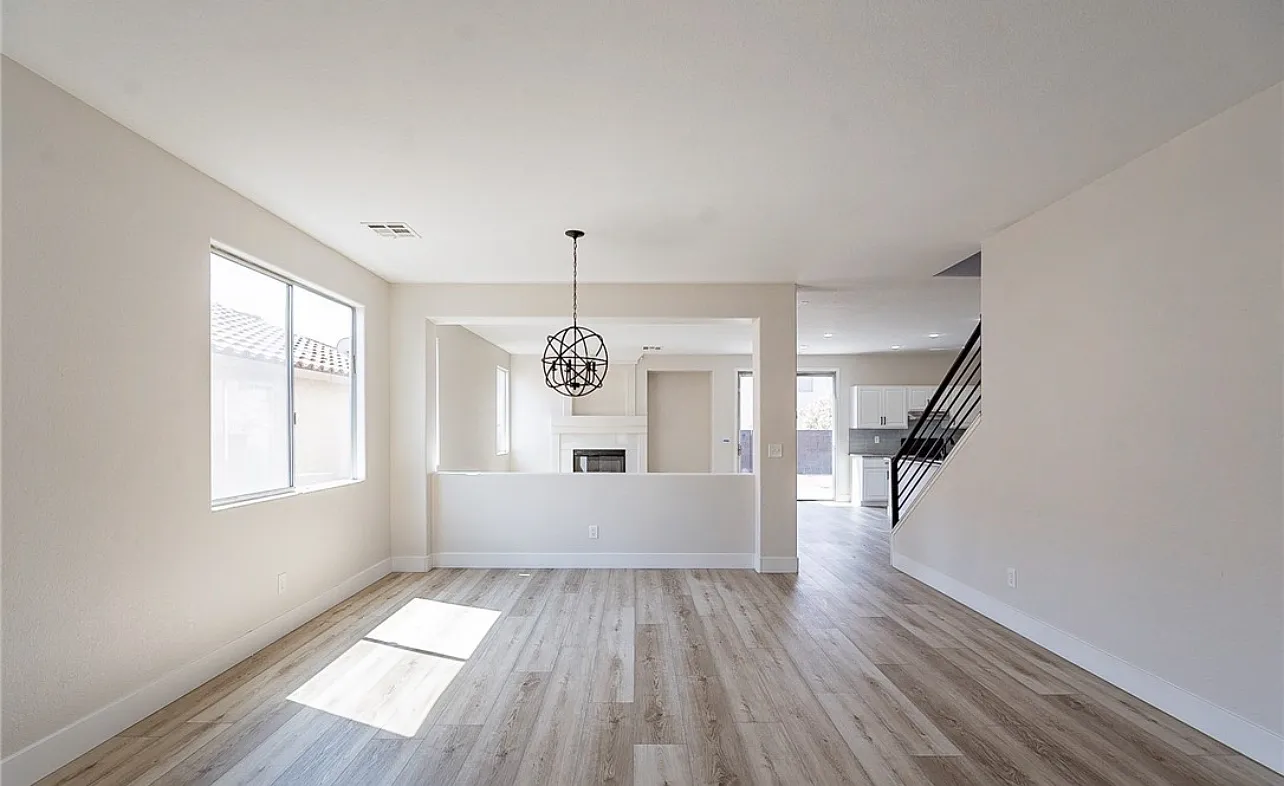 8487 Cobble Village Ct — Photo 2