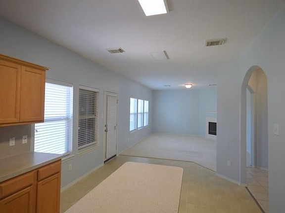 3rd image of 3415 Cypress Village Dr