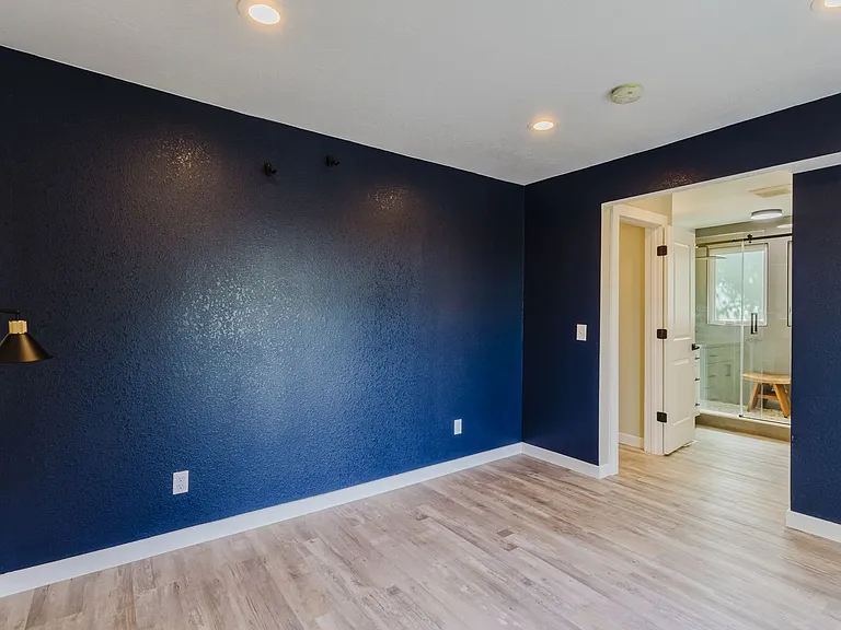 4001 E Cornell Ave — Photo 24