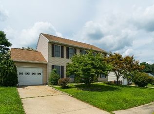 4 Gloucester Ct, Newark, DE 19702