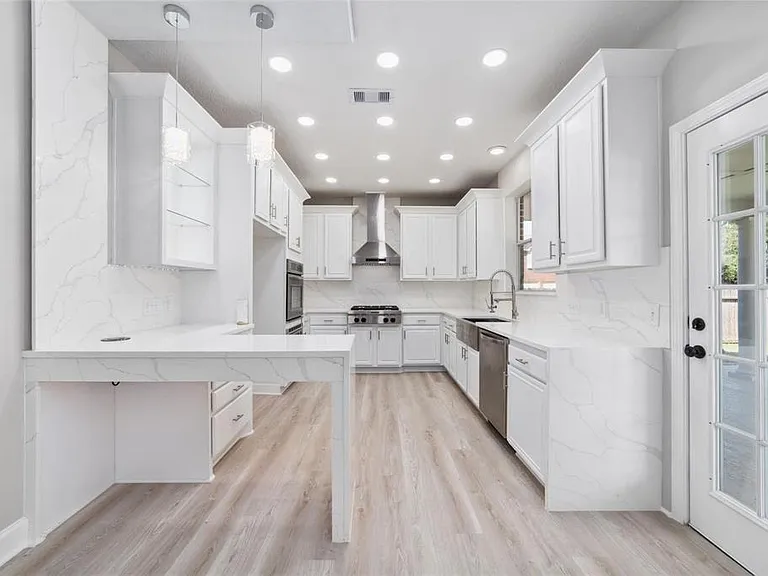 457 Corridor Way — Photo 16