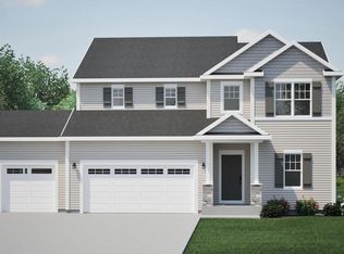 2009 Savannah Dr, Grafton, WI 53024