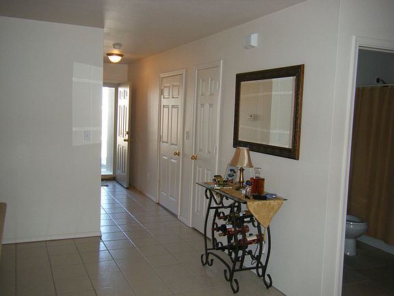 3rd image of 5730 Pecan Ln