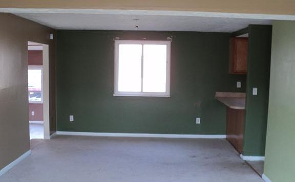 5th image of 930 N Woodlark Dr