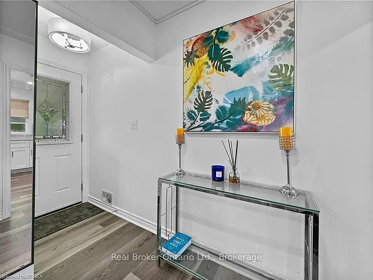 3 Westview Ave — Photo 4