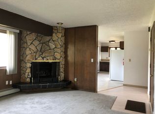 827 Price St APT 3, Anchorage, AK 99508