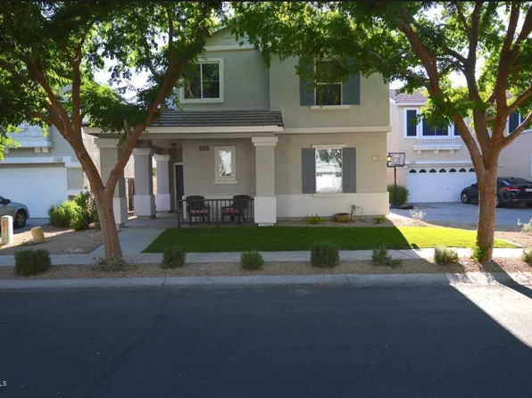 1392 S Hawk Ln, Gilbert, AZ 85296