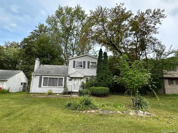 21798 W Eight Mile Rd #1, Southfield, MI 48075