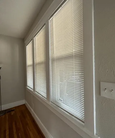 5958 Phillips Ave — Photo 3