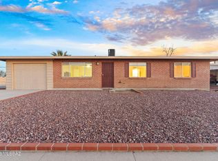 6860 E 39th St, Tucson, AZ 85730