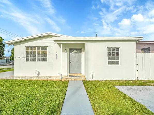 2506 W 9th Ct, Hialeah, FL 33010