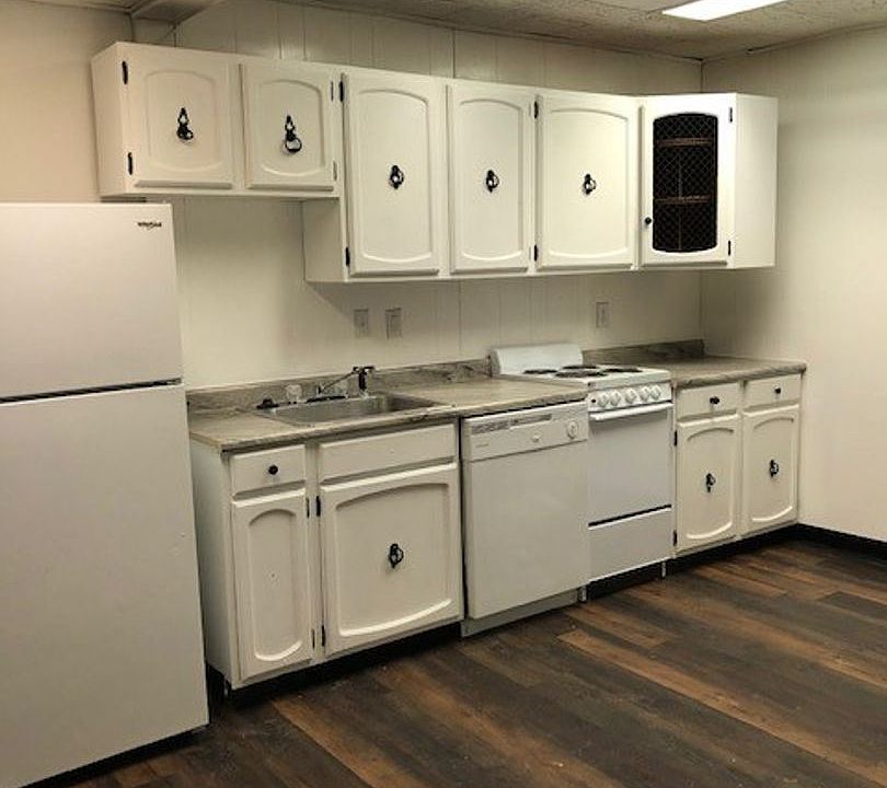 1st image of 602 Jules St #2
