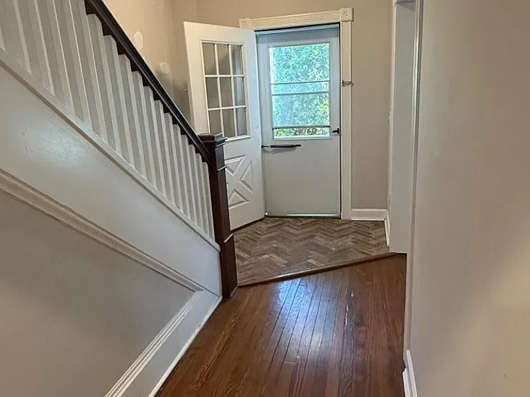 14 Raymond St — Photo 9